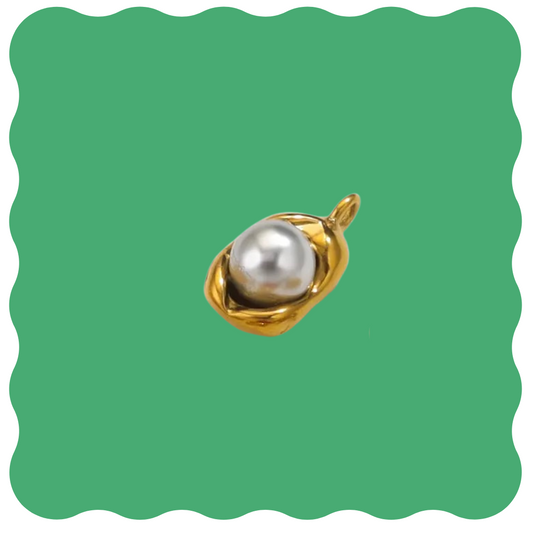 Pearl Clam Charm